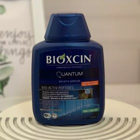 حاوی 18 نوع اسید امینه حاوی ویتامین های B11, A، B1، B2، B5، B9 مناسب برای موهای چرب کنترل چربی کف سر ضخیم کننده تغذیه کننده فولیکولهای مو جلوگیری از ریزش مو پرپشت کننده و حجم دهنده مناسب برای استفاده روزانه حاوی بیواکتیو